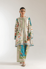 model wearing co ord set
