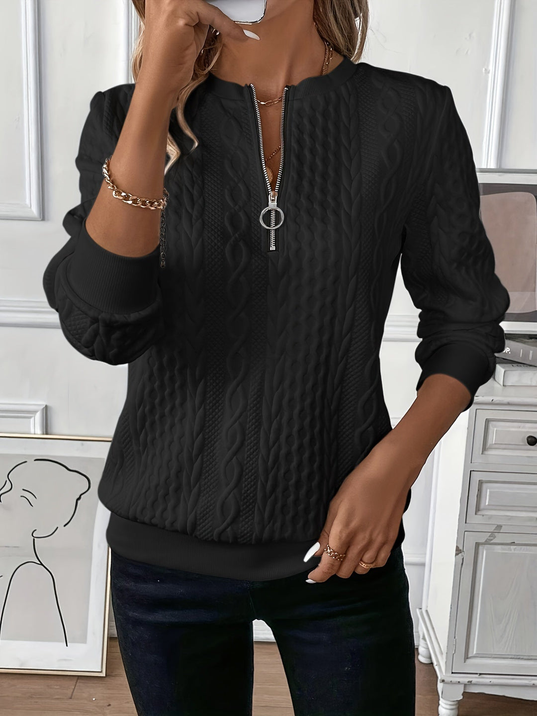 Cozy Zippered Sweater with Stylish Design