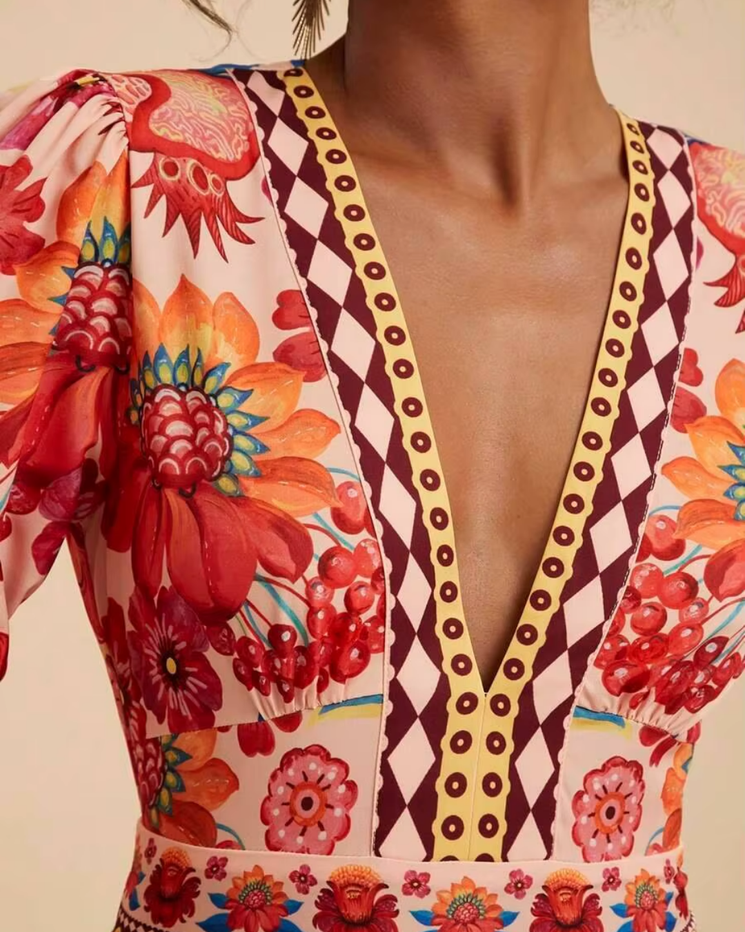 Ella - Bohemian Maxi Dress with Floral Print and Puff Sleeves