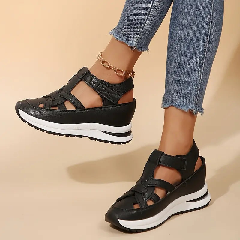 Aveta Cushioned Sandals