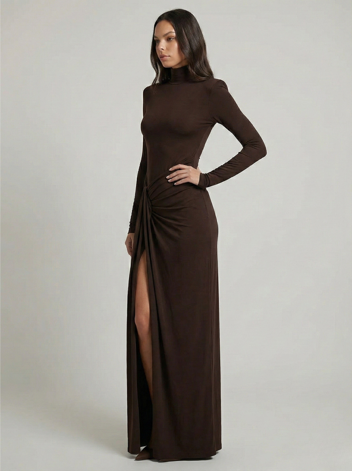 Women's Classy Ruched Maxi Dress with a Floor-Length Hem
