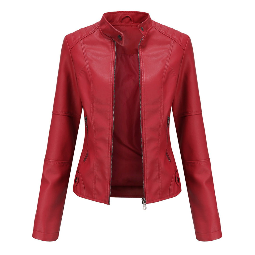 Chaqueta de cuero entallada para mujer