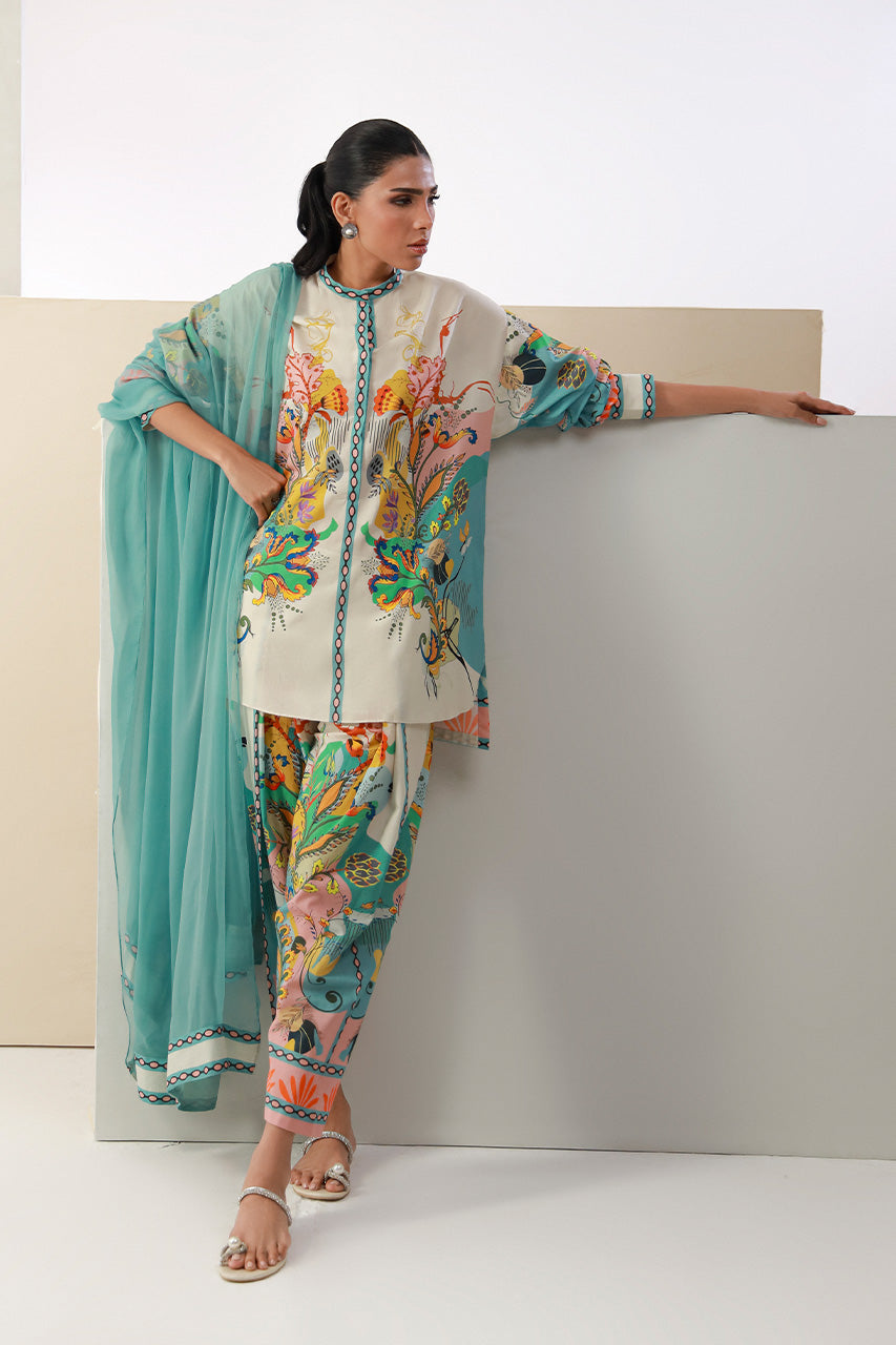  Floranelle Kurta Set with Dupatta in ivory aqua cotton blend by Stenfia.