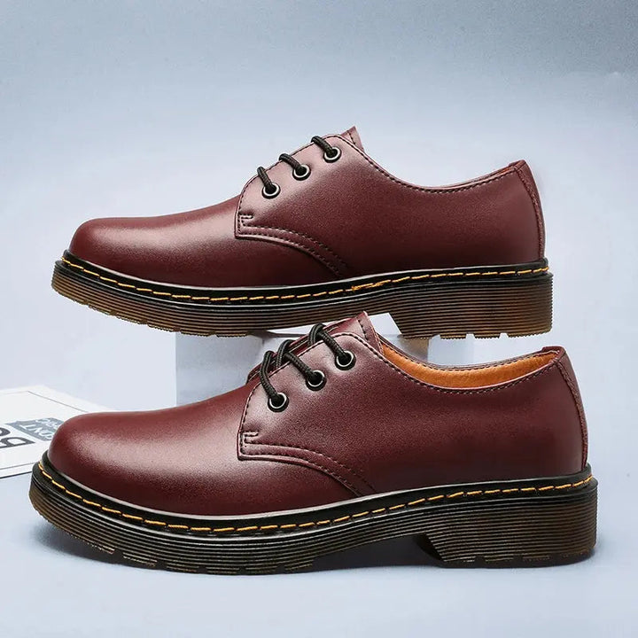 Men’s Classic Oxford Dress Shoes with a Lace-Up