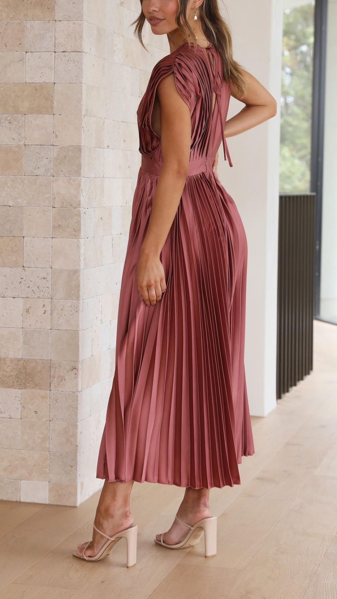 Annabelle - Women's Elegant Pleated Chiffon Maxi Dress