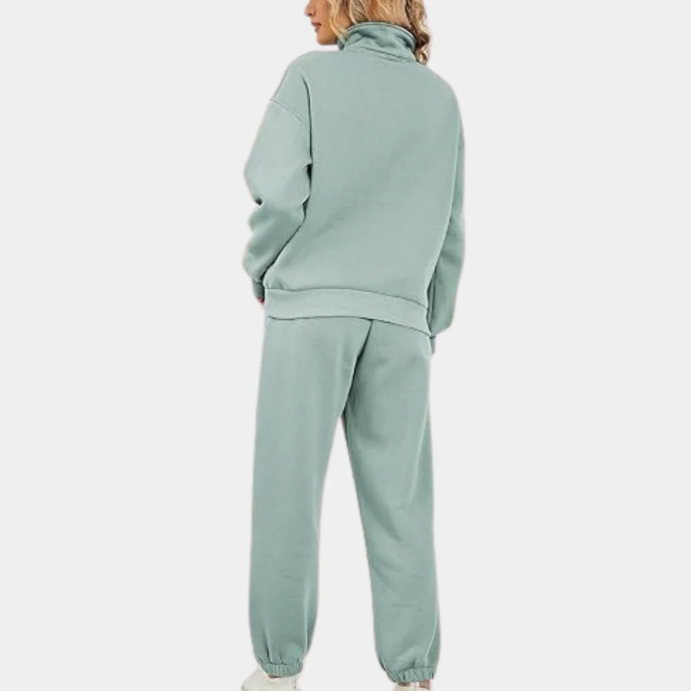 Women's Fleece Long Sleeve Two-Piece Set with Pockets and a Zip