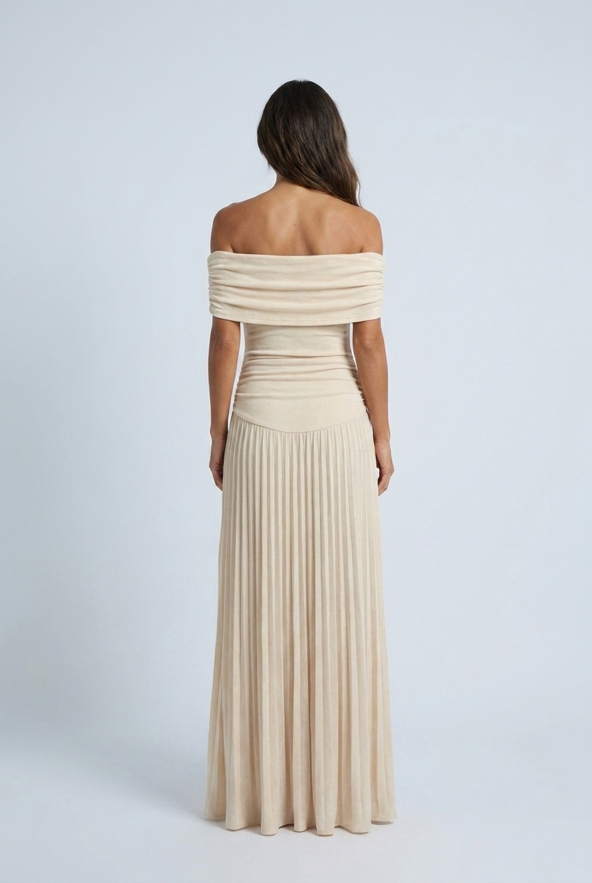 Women's Off-Shoulder Pleated Maxi Dress - photo 8
