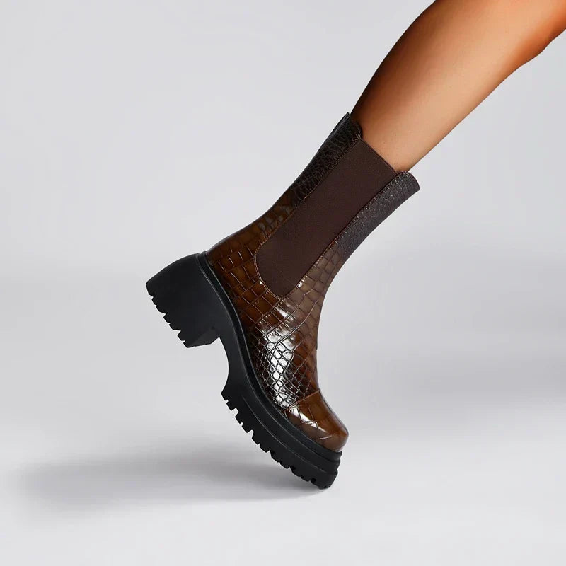 Darcy - Bottines pour femme à semelle crantée et empiècements élastiques