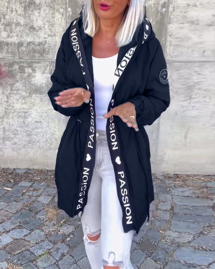 Bonnie - Γυναικείο παρκά με κουκούλα και μέση με κορδόνι