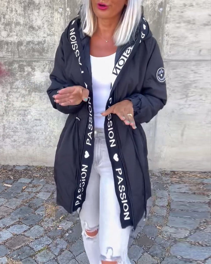 Bonnie - Γυναικείο παρκά με κουκούλα και μέση με κορδόνι